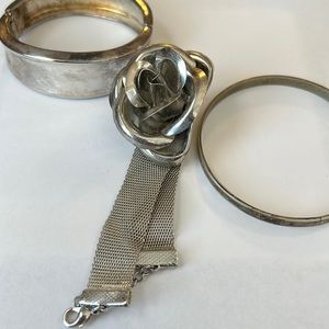 (3) bracelets no-markings